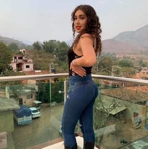 Meet your Posher, Luz elena